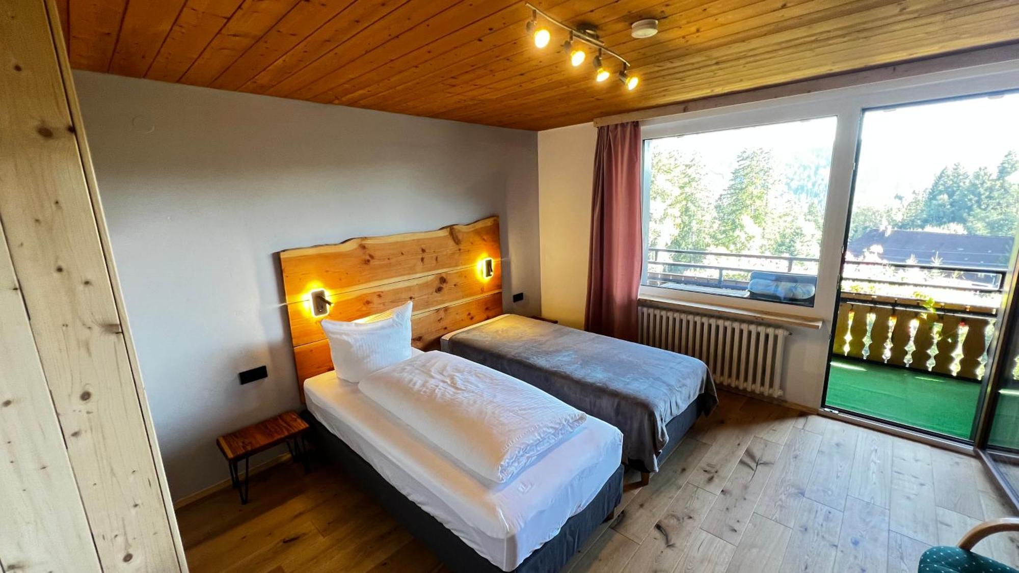 Boutique Hotel And Apartments Pension Sternen Todtmoos Exterior photo